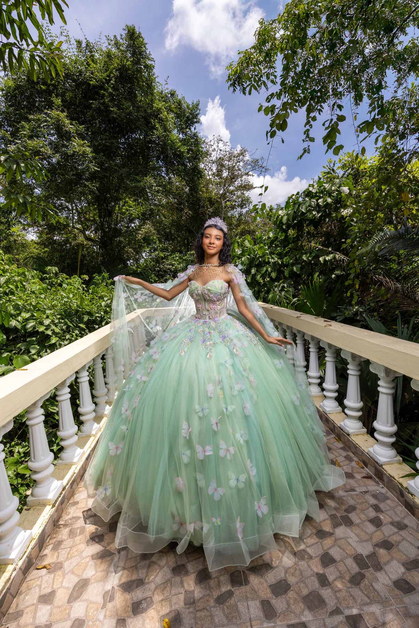 ALQUILER | Colección ENCANTO | Vestido para quinceañera