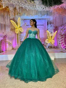 Alquiler | Colección METAMORFOSIS | Vestido para quinceañera verde