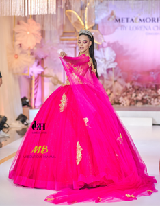 Alquiler | Colección METAMORFOSIS | Vestido para quinceañera fucsia