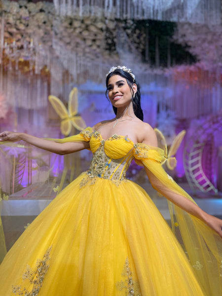 Alquiler | Colección METAMORFOSIS | Vestido para quinceañera amarillo