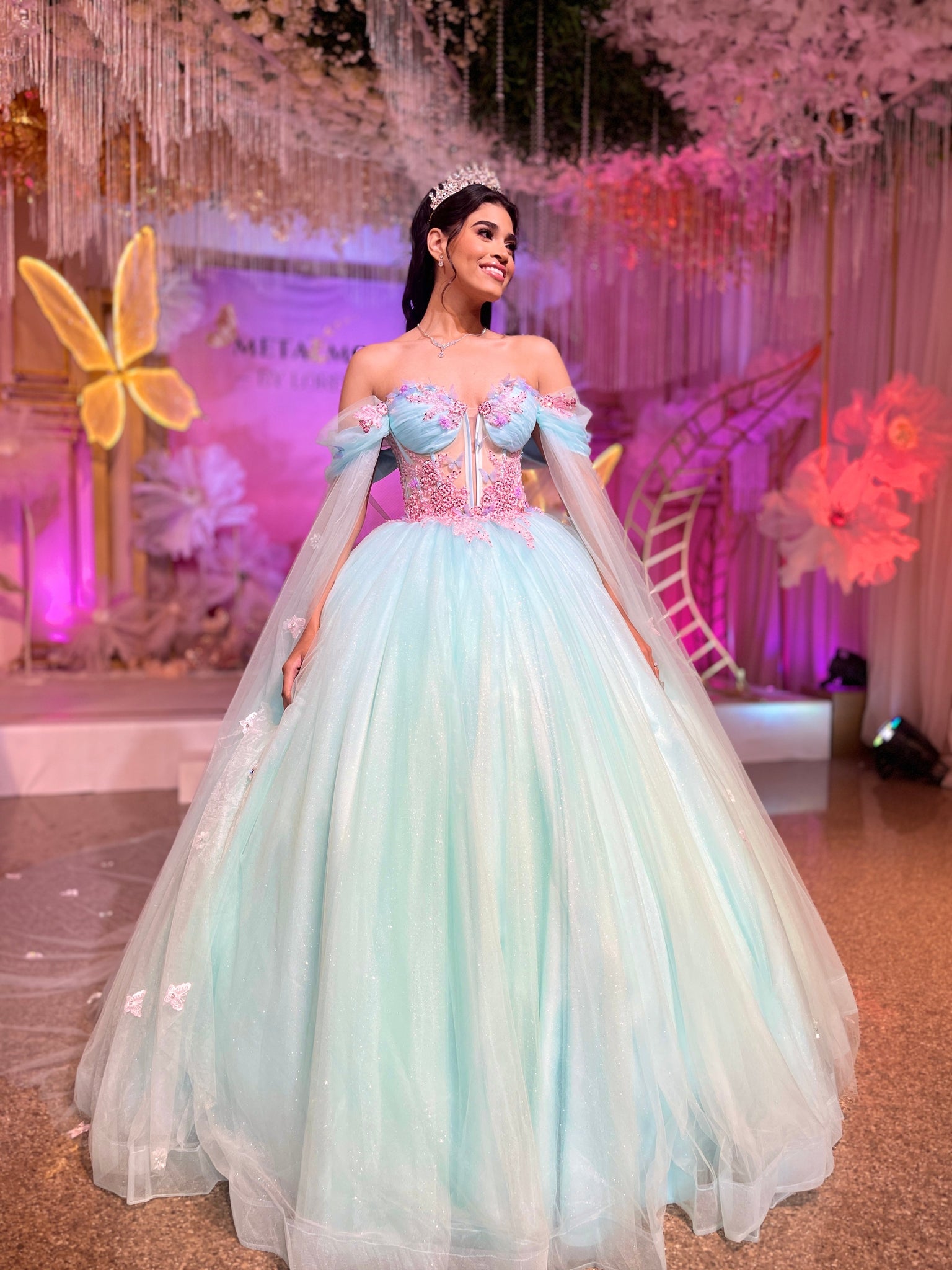 Alquiler | Colección METAMORFOSIS | Vestido para quinceañera aqua