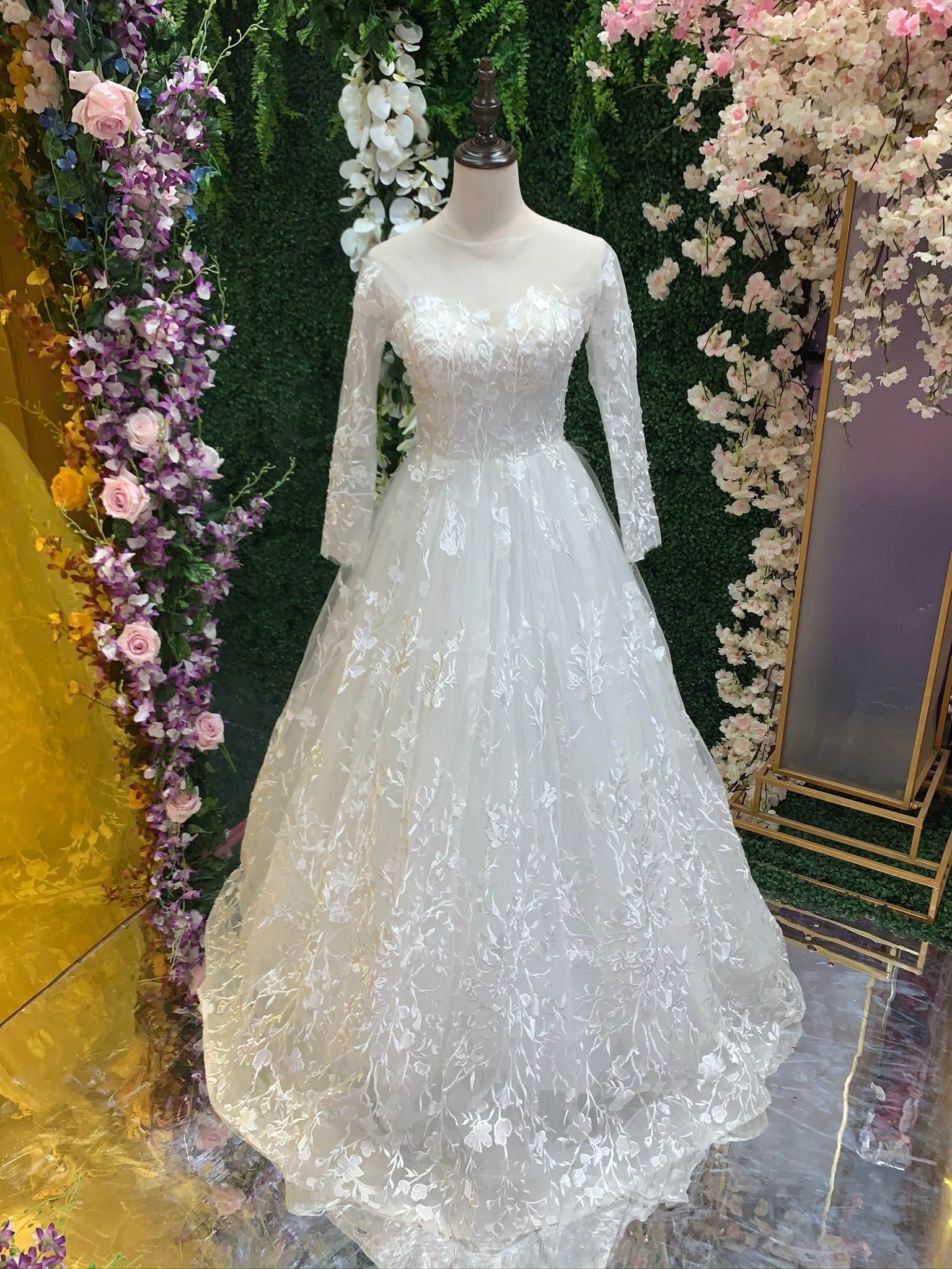Vestido De Novia Manga Larga Ilusión Con Encaje