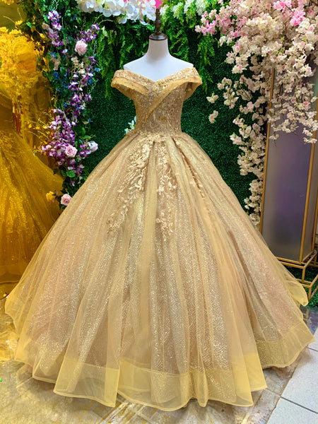 ALQUILER | Vestido Para Quinceañeras Hombros Descubiertos Escote Corazón Corte Princesa Dorado