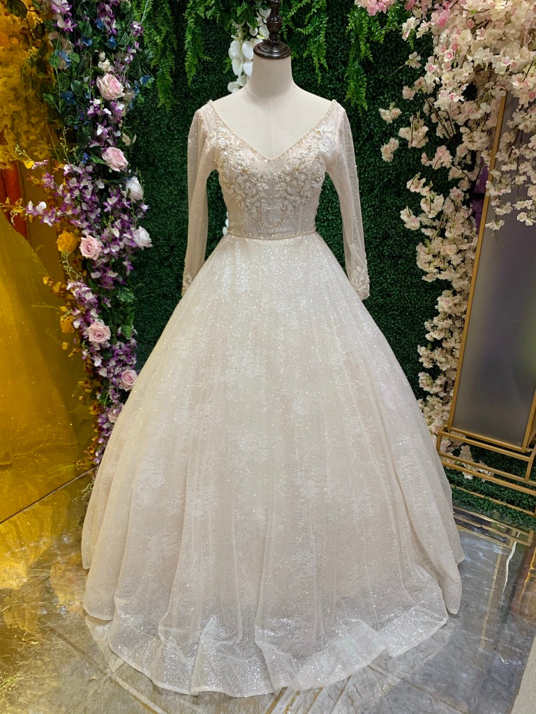 Vestido De Novia Manga Larga Escote V Con Encaje Blanco