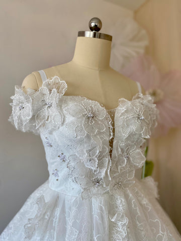 Vestido De Novia Con Detalles de Flores