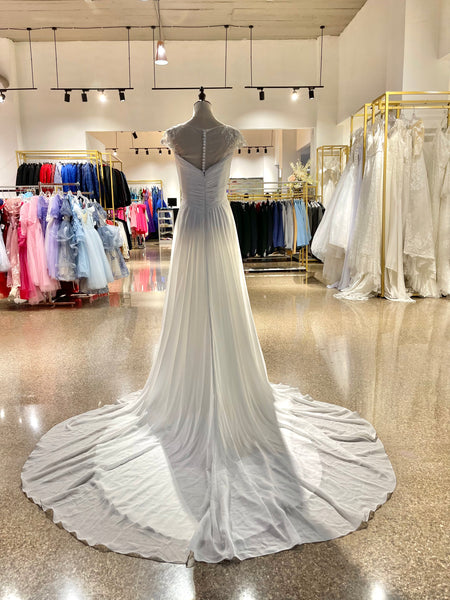 Vestido De Novia Escote Corazón Corte Imperio Con Encaje y Cola