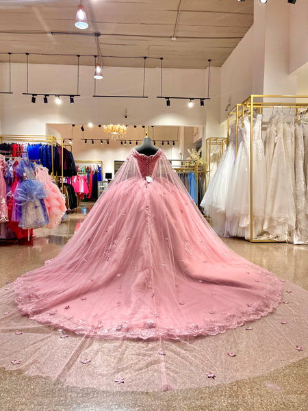 VENTA | Vestido Para Quinceañeras Hombros Descubiertos Corte Princesa Rosado Vestido Con Cola- Mi Boutique Panamá